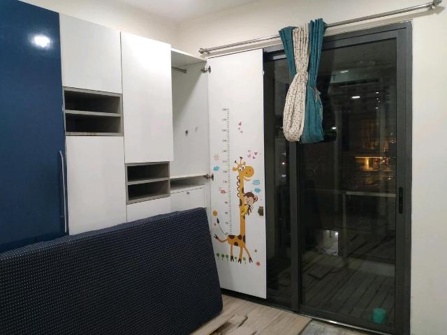 2 BHK Apartment in Sion for resale Mumbai. The reference number is 18066897