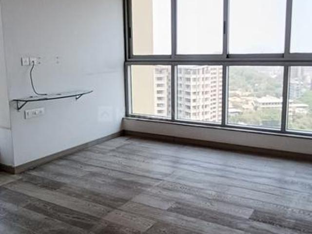 2 BHK Apartment in Sion for resale Mumbai. The reference number is 18873385