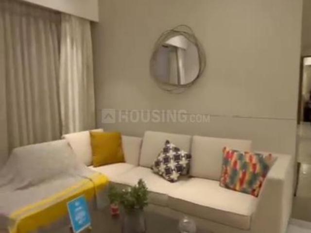 2 BHK Apartment in Sion for resale Mumbai. The reference number is 19100137