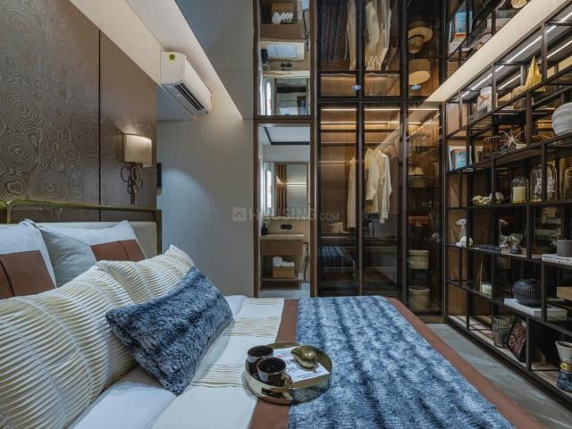 2 BHK Apartment in Sion for resale Mumbai. The reference number is 19641856