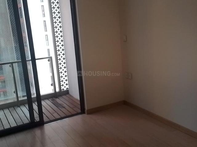 2 BHK Apartment in Sion for resale Mumbai. The reference number is 19793861