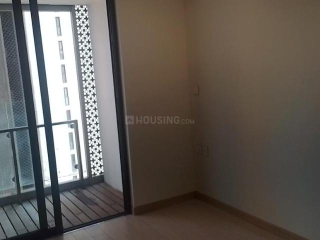 2 BHK Apartment in Sion for resale Mumbai. The reference number is 19794487