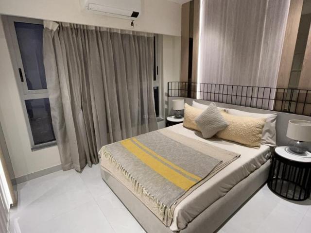 2 BHK Apartment in Sion for resale Mumbai. The reference number is 20185248