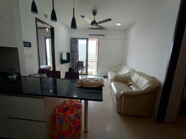 2 BHK Apartment in Sion for resale Mumbai. The reference number is 20282810