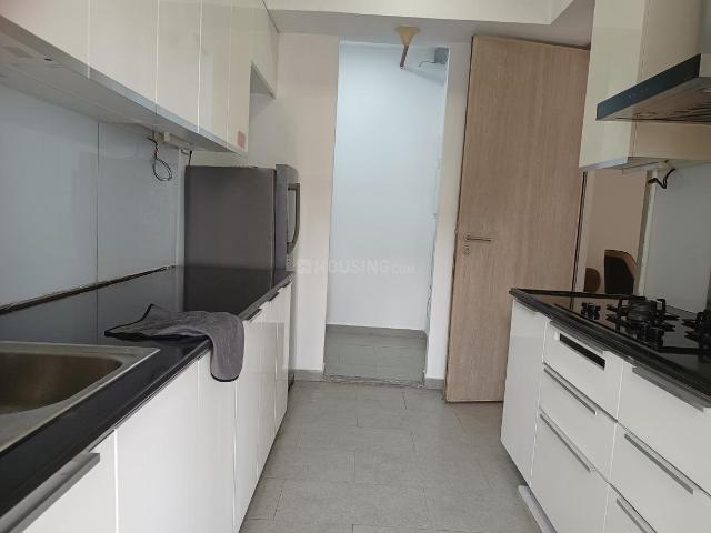 2 BHK Apartment in Sion for resale Mumbai. The reference number is 20483093