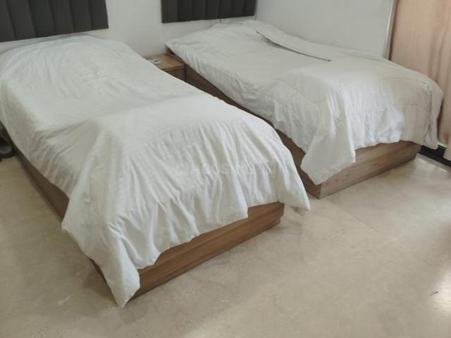2 BHK Apartment in Sion for resale Mumbai. The reference number is 20643582