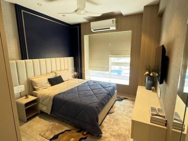 2 BHK Apartment in Sion for resale Mumbai. The reference number is 20720990
