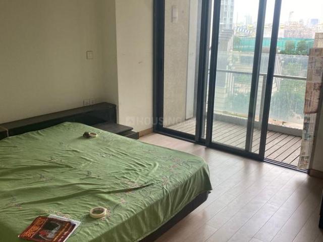 2 BHK Apartment in Sion for resale Mumbai. The reference number is 20844030