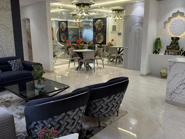 2 BHK Apartment in Sion for resale Mumbai. The reference number is 20897326