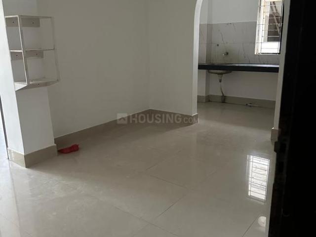 2 BHK Apartment in Sundarpur for rent Guwahati. The reference number is 20587048