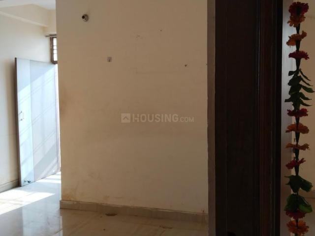 2 BHK Apartment in Sunderpur for rent Varanasi. The reference number is 20548925
