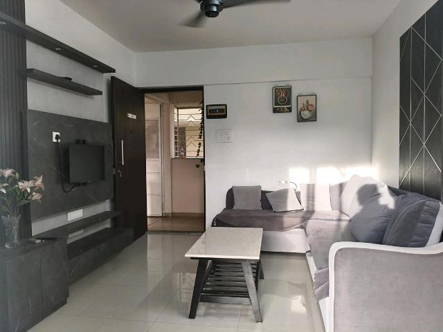 2 BHK Apartment in Sus for rent Pune. The reference number is 20430962