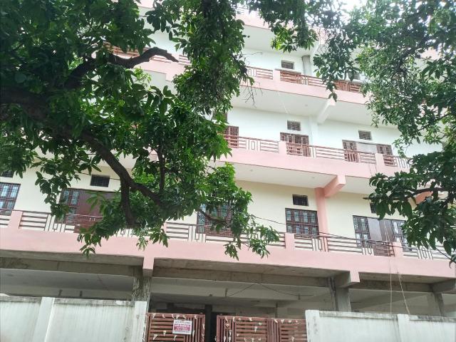 2 BHK Apartment in Susuwahi for rent Varanasi. The reference number is 10946050