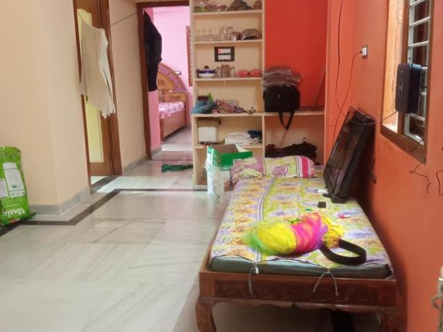 2 BHK Apartment in PNT Colony for rent Vijayawada. The reference number is 8193193