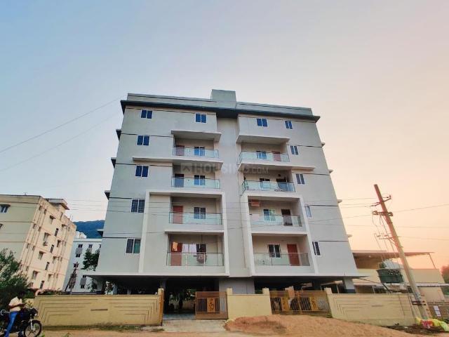 2 BHK Apartment in Pothinamallayya Palem for resale Visakhapatnam. The reference number is 19827232