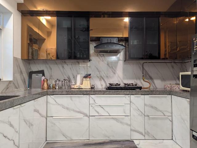 2 BHK Apartment in Powai for rent Mumbai. The reference number is 20711264