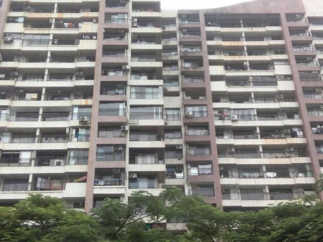 2 BHK Apartment in Powai for resale Mumbai. The reference number is 14969999