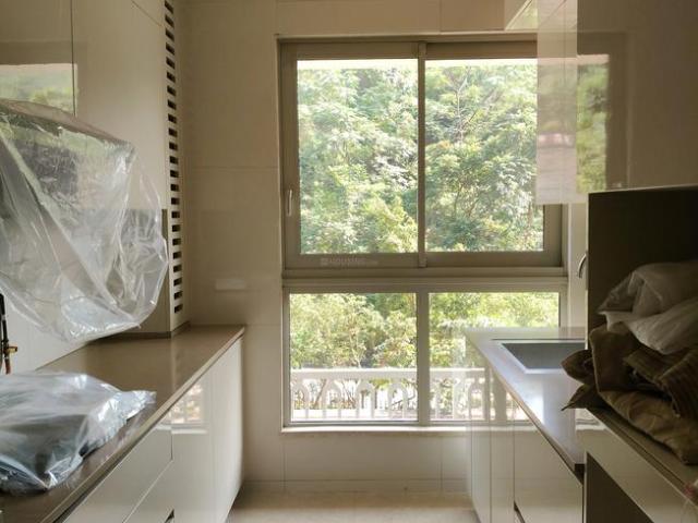 2 BHK Apartment in Powai for resale Mumbai. The reference number is 18821545