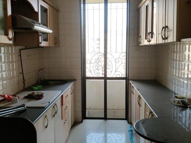 2 BHK Apartment in Powai for resale Mumbai. The reference number is 18931175