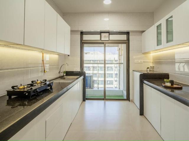 2 BHK Apartment in Powai for resale Mumbai. The reference number is 18376785