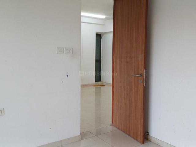 2 BHK Apartment in Powai for resale Mumbai. The reference number is 19930120