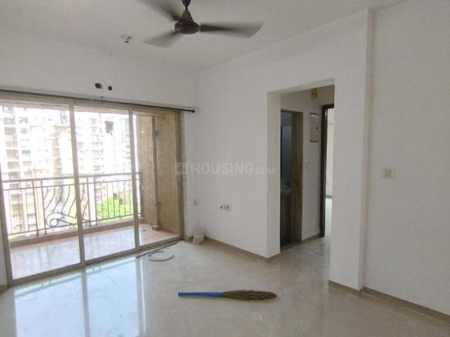 2 BHK Apartment in Powai for resale Mumbai. The reference number is 20042415