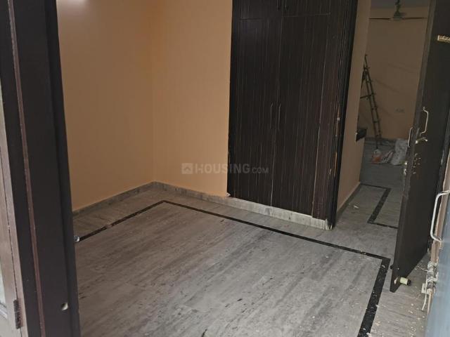 2 BHK Apartment in Pochanpur Colony for rent New Delhi. The reference number is 20599072