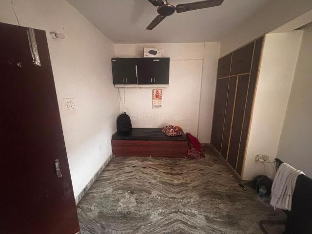 2 BHK Apartment in Patliputra Colony for rent Patna. The reference number is 20982008