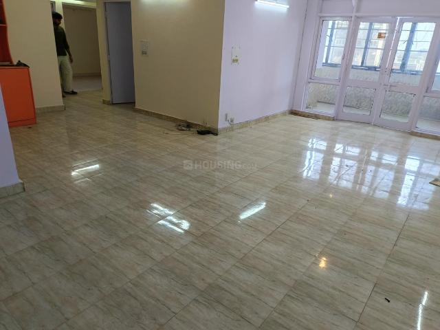 2 BHK Apartment in Patparganj for rent New Delhi. The reference number is 16997836