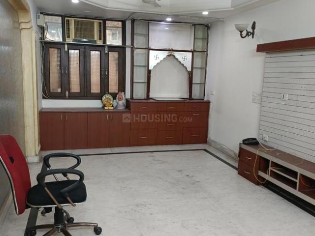2 BHK Apartment in Patparganj for rent New Delhi. The reference number is 17074463