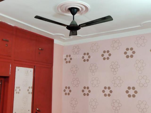 2 BHK Apartment in Patparganj for rent New Delhi. The reference number is 20408432