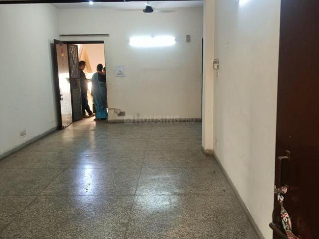 2 BHK Apartment in Patparganj for rent New Delhi. The reference number is 20305704