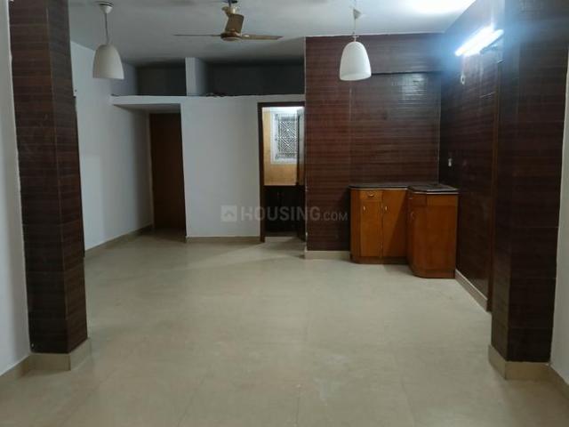 2 BHK Apartment in Patparganj for resale New Delhi. The reference number is 20387580