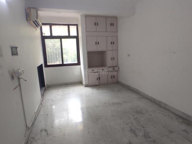2 BHK Apartment in Patparganj for resale New Delhi. The reference number is 20716630