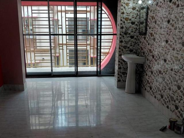 2 BHK Apartment in Patuli for rent Kolkata. The reference number is 20693576