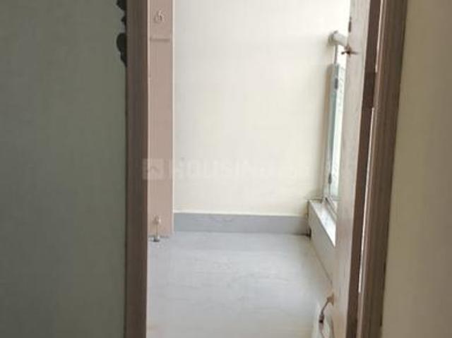 2 BHK Apartment in Patuli for rent Kolkata. The reference number is 20747031