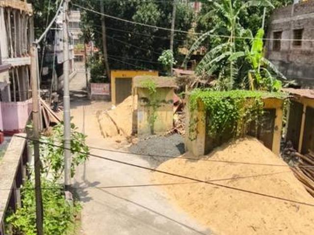 2 BHK Apartment in Patuli for resale Kolkata. The reference number is 20758635