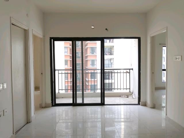 2 BHK Apartment in Pailan for resale Kolkata. The reference number is 19240065