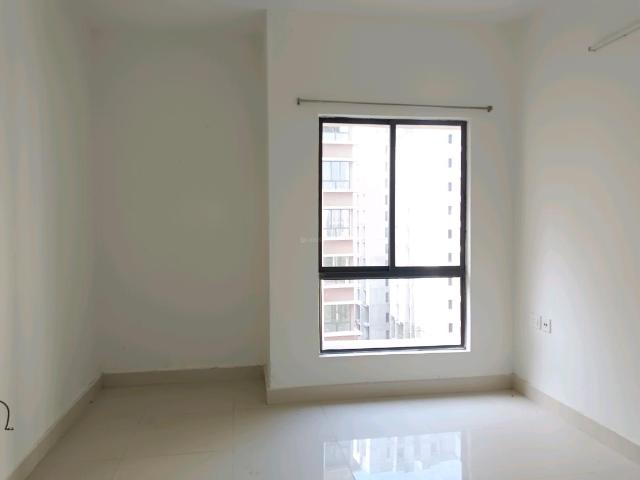2 BHK Apartment in Pailan for resale Kolkata. The reference number is 19240121