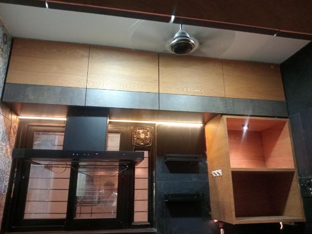 2 BHK Apartment in Pal for rent Surat. The reference number is 18185163