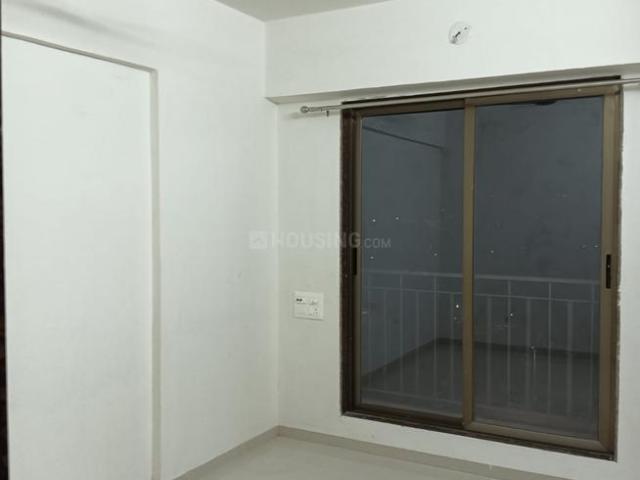 2 BHK Apartment in Pal for rent Surat. The reference number is 19295215