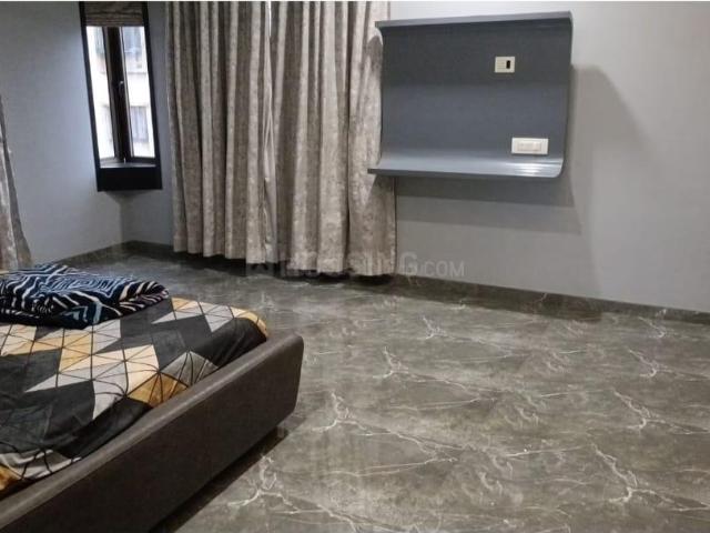 2 BHK Apartment in Pal for rent Surat. The reference number is 19395308
