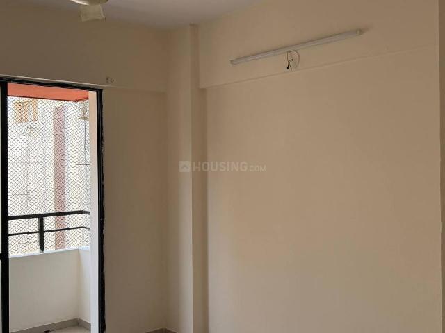 2 BHK Apartment in Pal Gam for rent Surat. The reference number is 17363143