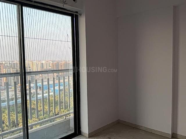 2 BHK Apartment in Pal Gam for rent Surat. The reference number is 18306073