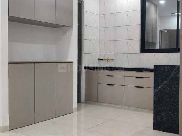 2 BHK Apartment in Pal Gam for resale Surat. The reference number is 19105302