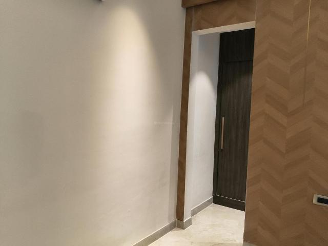 2 BHK Apartment in Palam Vihar for rent Gurgaon. The reference number is 19005759