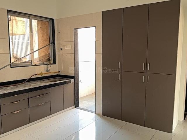2 BHK Apartment in Palanpur for rent Surat. The reference number is 19189055