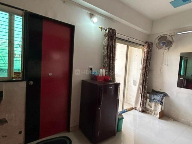 2 BHK Apartment in Paldi for rent Ahmedabad. The reference number is 18031007