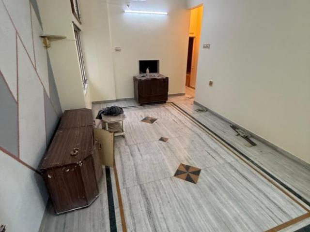 2 BHK Apartment in Paldi for rent Ahmedabad. The reference number is 19186840