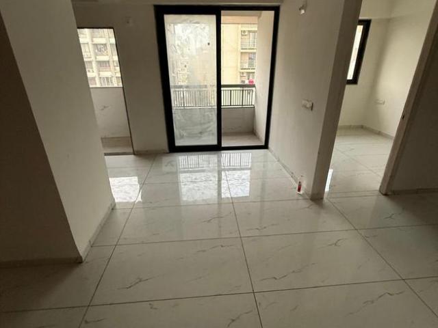 2 BHK Apartment in Paldi for rent Ahmedabad. The reference number is 19479808